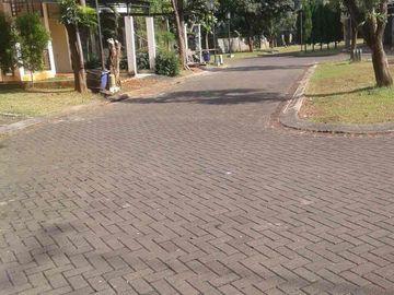 Rumah siap huni di Raffless Hills Cibubur