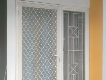 Dijual Rumah Semi Furnished Wisata Semanggi Rungkut REV.A889
