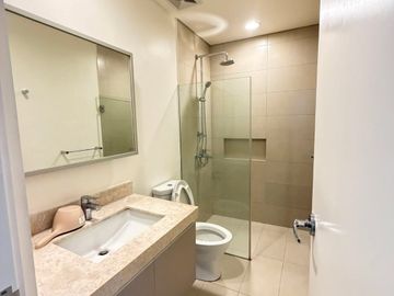 FS/FR 32 Sanson Rockwell Raffia Tower 2BR 94sqm Maids Parking