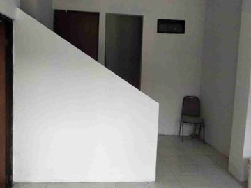 Dijual Rumah Simprug Diporis Tanah Tinggi Kota Tangerang