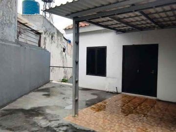 Rumah apik siap huni di Raffless Cibubur