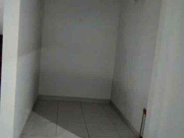 Rumah apik siap huni di Raffless Cibubur