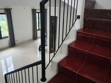 Rumah apik siap huni di Raffless Cibubur