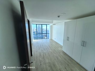 All-in! 38 Park Avenue 2BR 74sqm Maids Cebu IT Park
