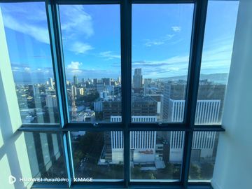 All-in! 38 Park Avenue 2BR 74sqm Maids Cebu IT Park