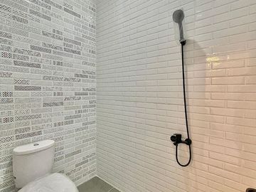 Rumah GJR Jatimulya Tambun Selatan, Dekat Tol Lrt, Murah, 2 LANTAI Baru di Bekasi Dijual