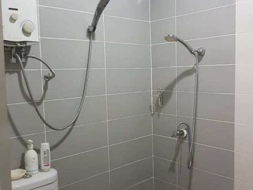 Dijual Rumah Semi Furnish Rungkut Menanggal Harapan REV.A805