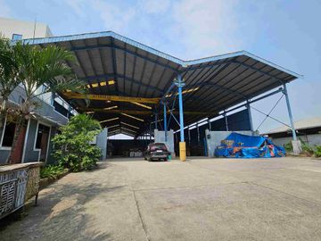 Gudang Terbuka Kapuk Lt 2500 m² ada Crane Akses 40feet