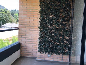 SE ARRIENDA APARTAMENTO DE 77M²