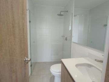Se arrienda apartamento de 75m²
