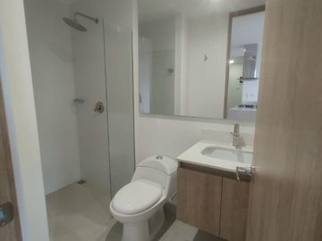 Se arrienda apartamento de 75m²