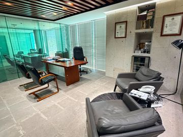 RENTA OFICINA TORRE BOSQUES 2 ATLIXCAYOTL.