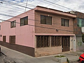 BONITA CASA EN VENTA DE RECUPERACION HIPOTECARIA