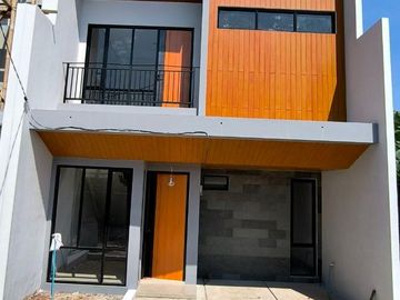 Rumah Ale Padurenan Mustika Jaya, Murah Mewah, 2 LANTAI Baru, Kota Bekasi Timur, Dijual