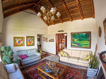 APARTAMENTO EN VENTA EN LINDARAJA – 170 m², EXCLUSIVIDAD, AMPLIOS ESPACIOS Y VISTA EXTERIOR