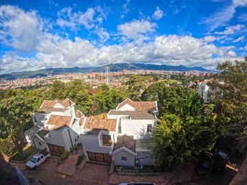 APARTAMENTO EN VENTA EN LINDARAJA – 170 m², EXCLUSIVIDAD, AMPLIOS ESPACIOS Y VISTA EXTERIOR
