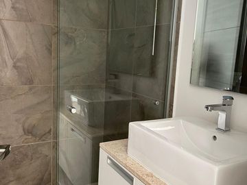 Exclusivo Departamento Doble Altura en Torre Elipsis