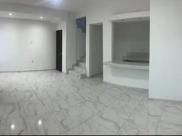Casa en Renta Toluca Santa María Totoltepec
