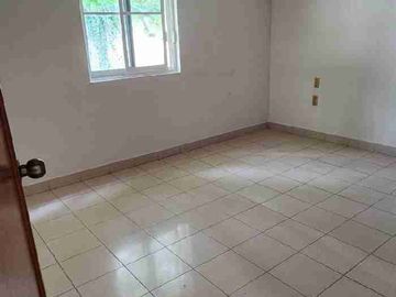OPORTUNIDAD!!! CASA EN VENTA EN REAL DEL BOSQUE