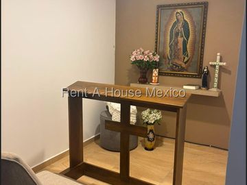 Casa de tres recámaras en renta en Jurica, Querétaro