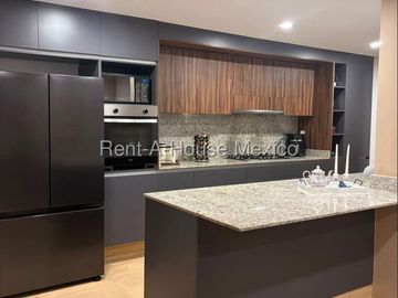 Casa de tres recámaras en renta en Jurica, Querétaro
