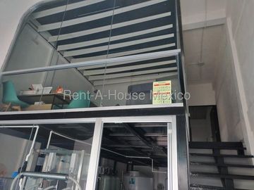 Altos de juriquilla renta local en plaza comercial 73 m2-ver descripcion