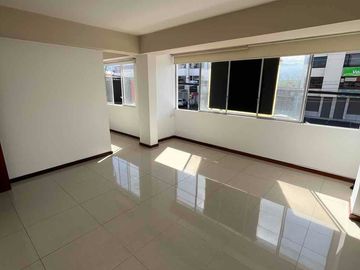 Local de 140 m² con Terraza en Alquiler en Los Chillos