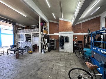 BODEGA EN VENTA CENTRO COMERCIAL MORELOS