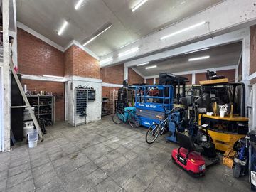 BODEGA EN VENTA CENTRO COMERCIAL MORELOS