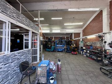 BODEGA EN VENTA CENTRO COMERCIAL MORELOS