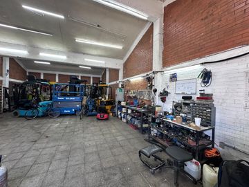 BODEGA EN VENTA CENTRO COMERCIAL MORELOS