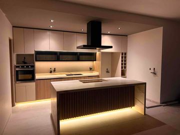 Casa en venta en zanda residencial en esquina.