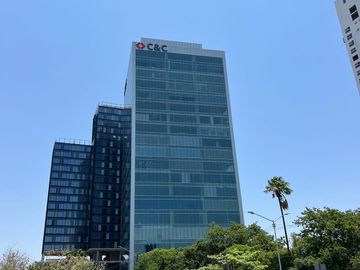 Oficina Amueblada en Renta en Torre Country Guadalajara