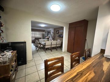 Venta de casa en Ciudad Satélite, Naucalpan De Juárez, Estado De México
