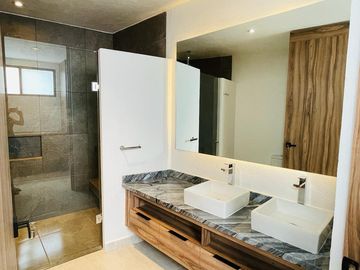 ¡OPORTUNIDAD! CASA MODERNA EN RENTA, PRESERVE, JURIQUILLA