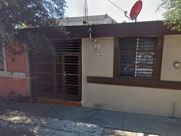 CASA DE UN NIVEL UBICADA EN ZONA CENTRO CON 3 RECÁMARAS, APODACA, NUEVOI LEÓN.