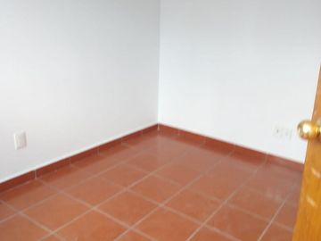 MONCLOVA ROMA SUR RENTA DEPARTAMENTO CON BALCON