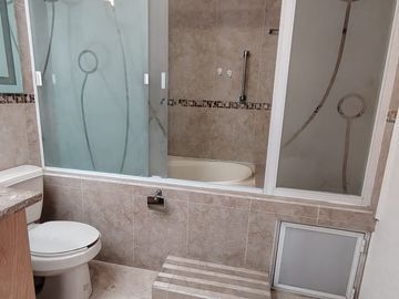 Casa en Venta en Puerta de Hierro Punta Juriquilla