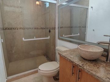 Casa en Venta en Puerta de Hierro Punta Juriquilla