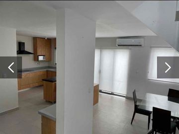 Casa semiamueblada y equipada en Renta  en Cumbre Altta Dominio Cumbres