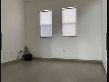 Casa semiamueblada y equipada en Renta  en Cumbre Altta Dominio Cumbres