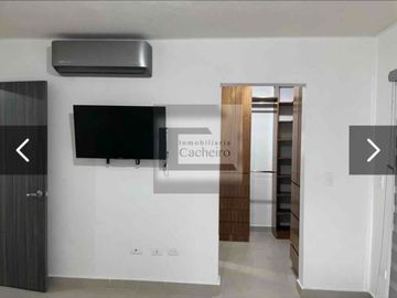 Casa semiamueblada y equipada en Renta  en Cumbre Altta Dominio Cumbres