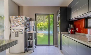 Casa en Venta, Col, Lomas de Ahuatlán. Cuernavaca, Morelos