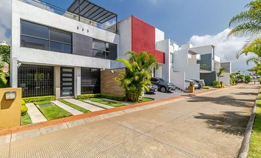 Casa en Venta, Col, Lomas de Ahuatlán. Cuernavaca, Morelos