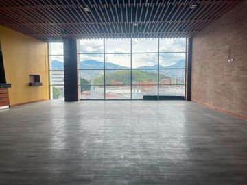 Local en Arriendo en Barrio Colombia, Poblado Medellín Antioquia