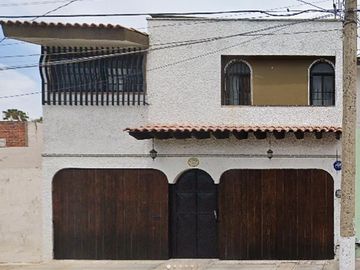 CASA EN VENTA-RECUPERACION BANCARIA Mendelssohn, León