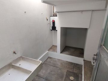 Valle de Juriquilla - Casa de 3 Recamaras, Sala de TV - Renta