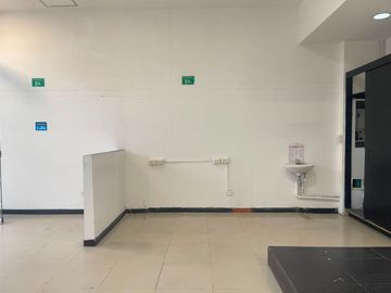 Local en Arriendo en Barrio Colombia, Poblado Medellín Antioquia