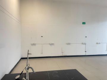 Local en Arriendo en Barrio Colombia, Poblado Medellín Antioquia