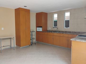 Renta casa muy amplia en Viandas, cerca de Av. Torres, Tecnológico y Tollocan